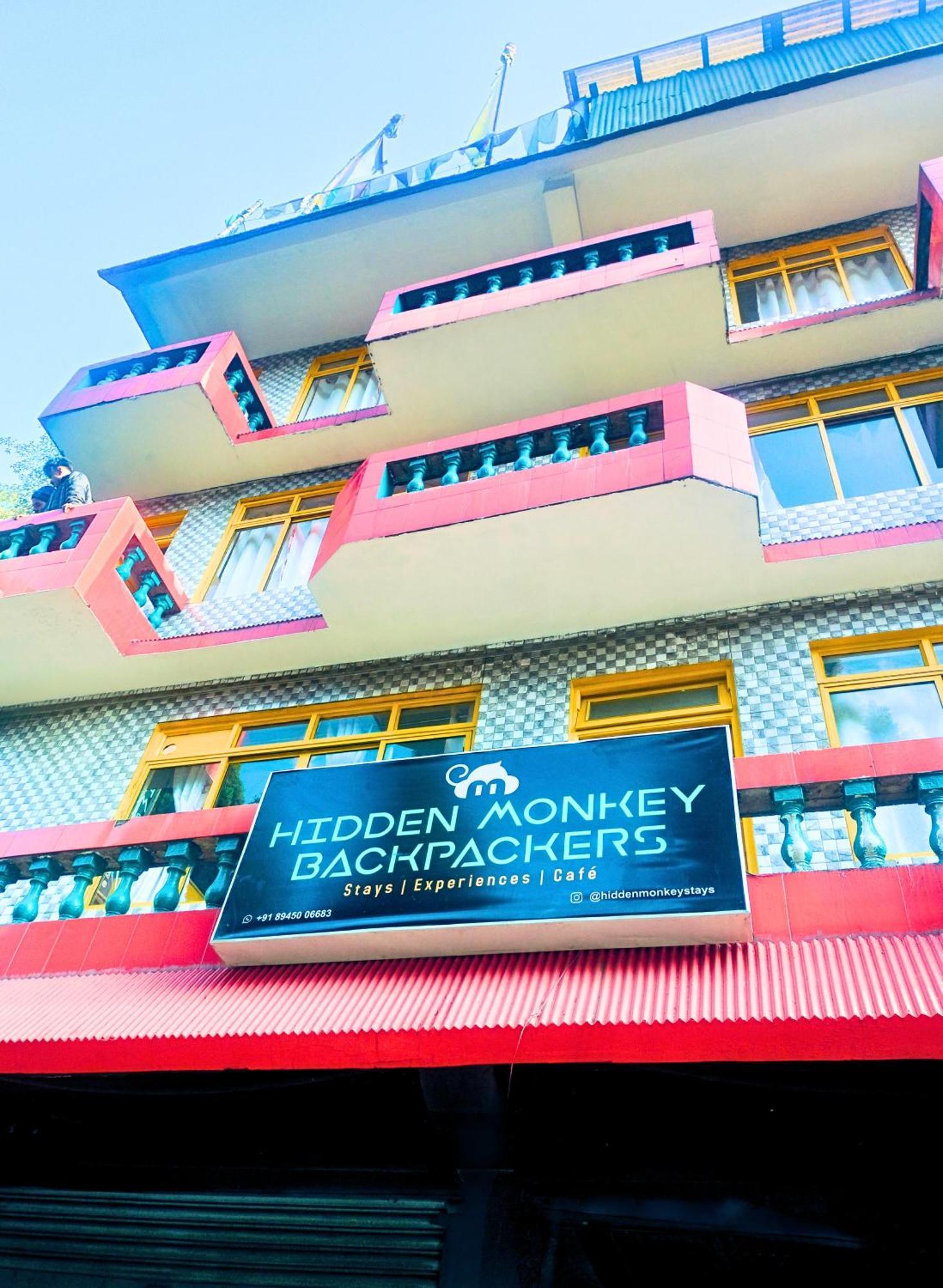 Hidden Monkey Backpackers Darjeeling, Batasia Дарджилинг Экстерьер фото